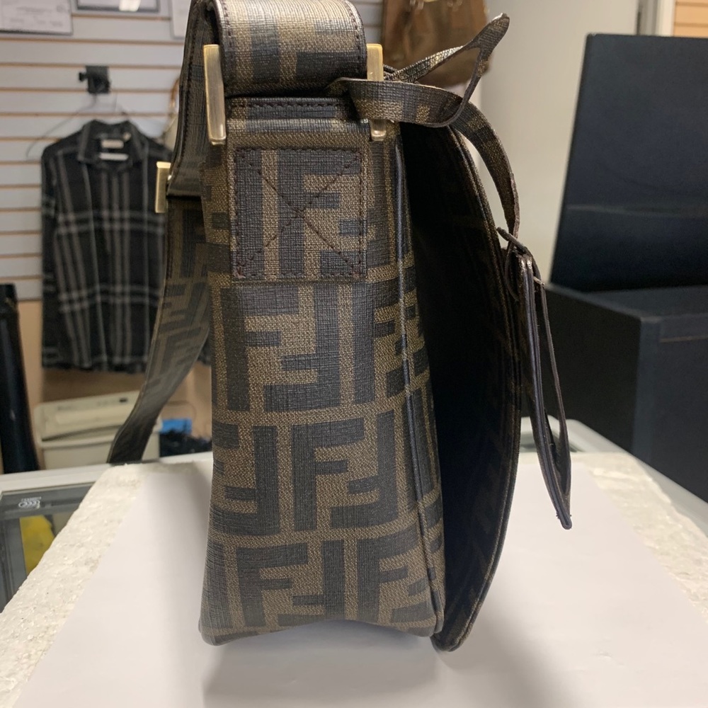 Fendi Zucca Monogram Canvas Messenger Bag - Picture 3 of 12